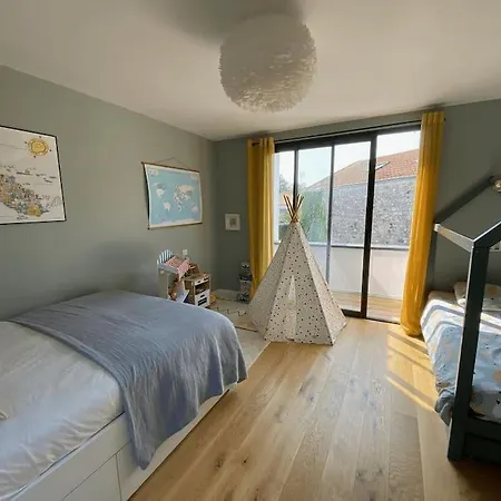 D'architecte Avec Piscine Dans Le Centre De La Rochelle